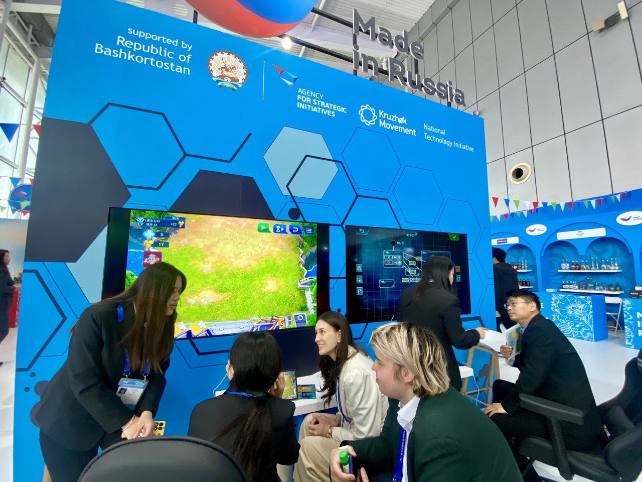 Платформа «Берлога» впервые представила образовательную игру на выставке «Сделано в России» в Харбин
