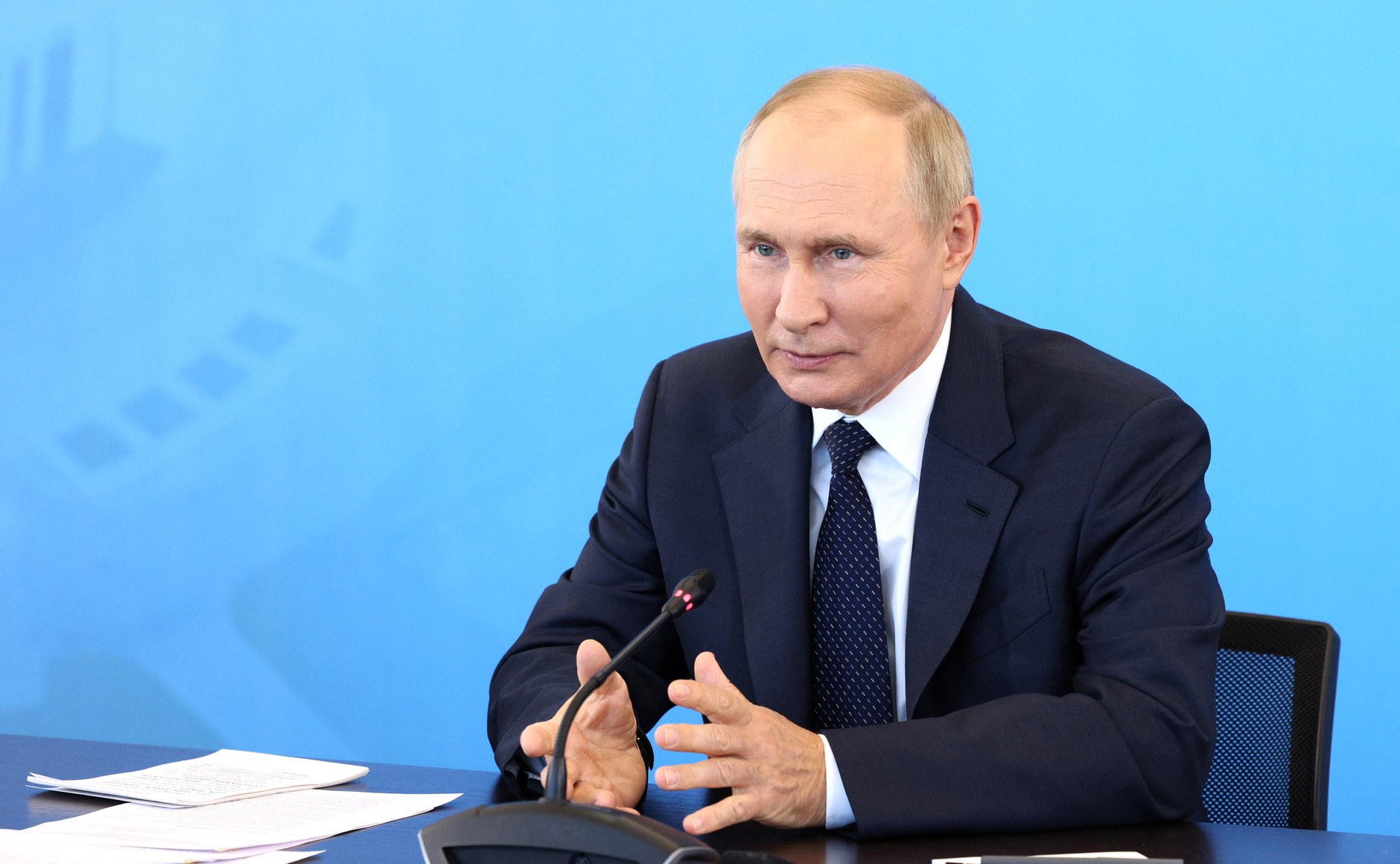 Владимир Путин поддержал запуск молодежных конструкторских бюро в вузах